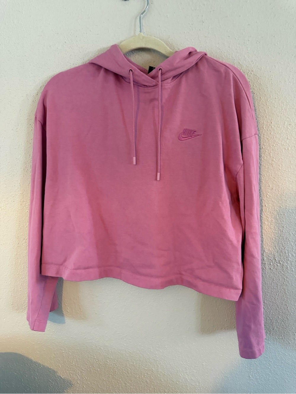 Nike Pink Cropped Hoodie - Women's Pullover Sweatshirt